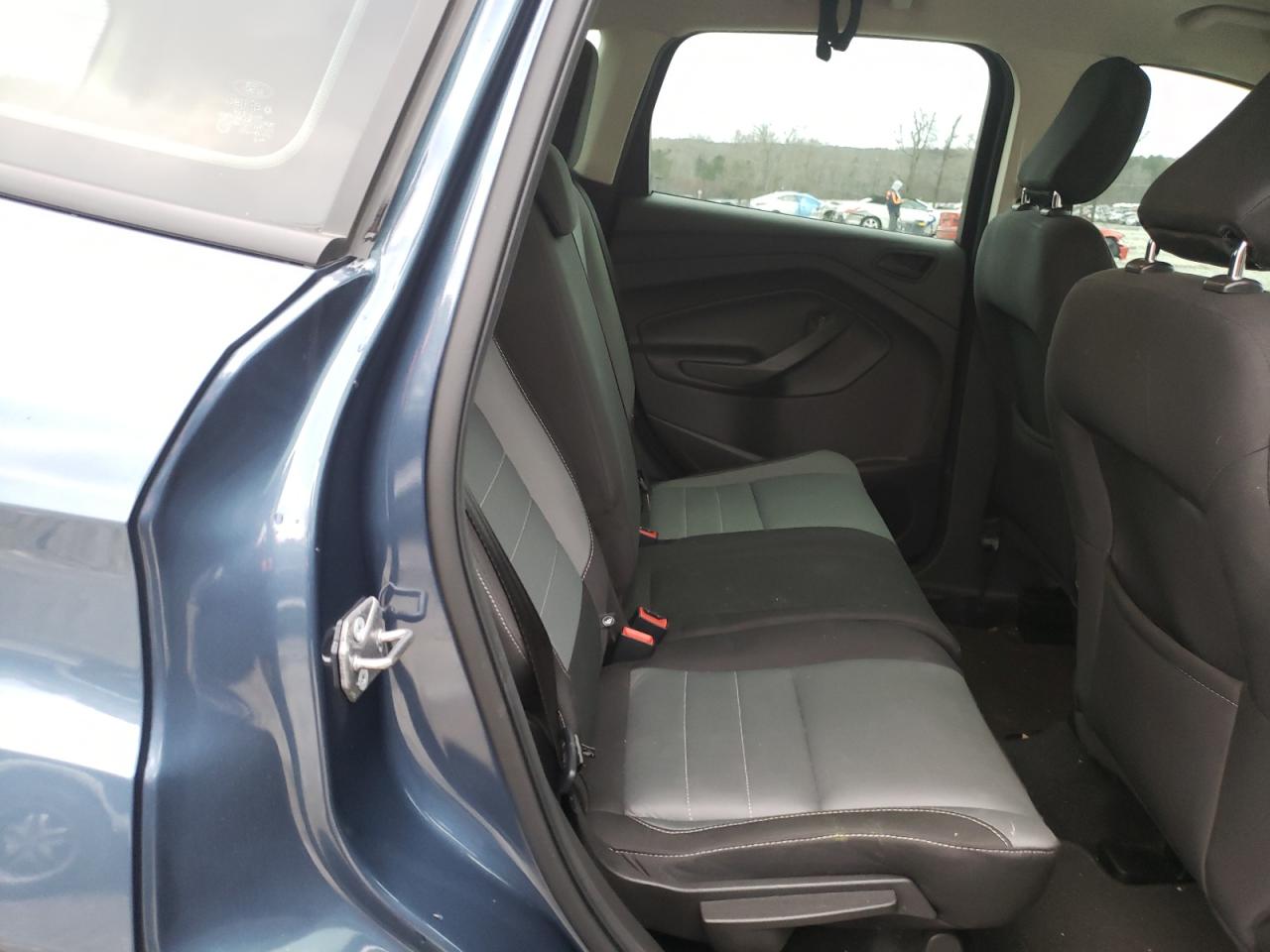 Photo 6 from auction – 2018 FORD ESCAPE S with VIN 1FMCU0F77JUB03749
