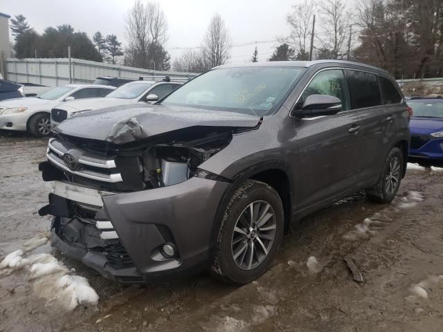 Photo 2 from auction – 2018 TOYOTA HIGHLANDER with VIN 5TDJZRFH5JS862852