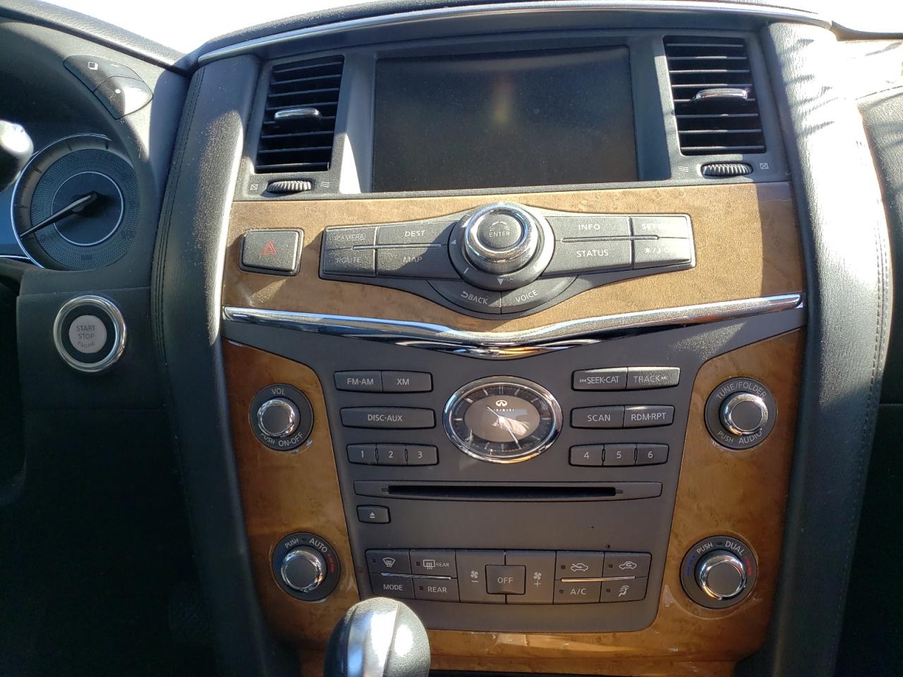 Photo 9 from auction – 2012 INFINITI QX56 with VIN JN8AZ2NF6C9517925