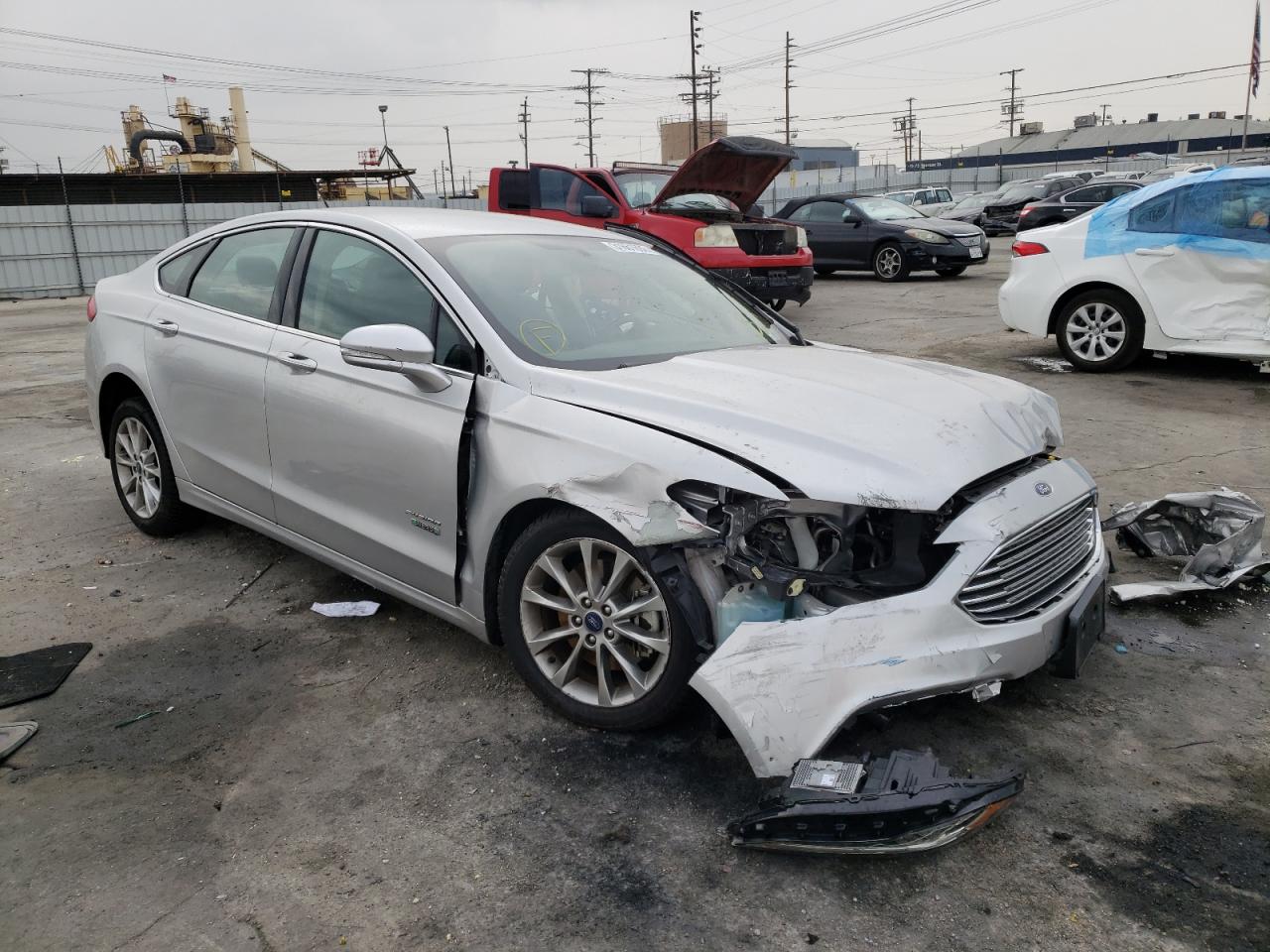 FORD FUSION SE 2018 with VIN 3FA6P0PU9JR232747 - Photo from auction