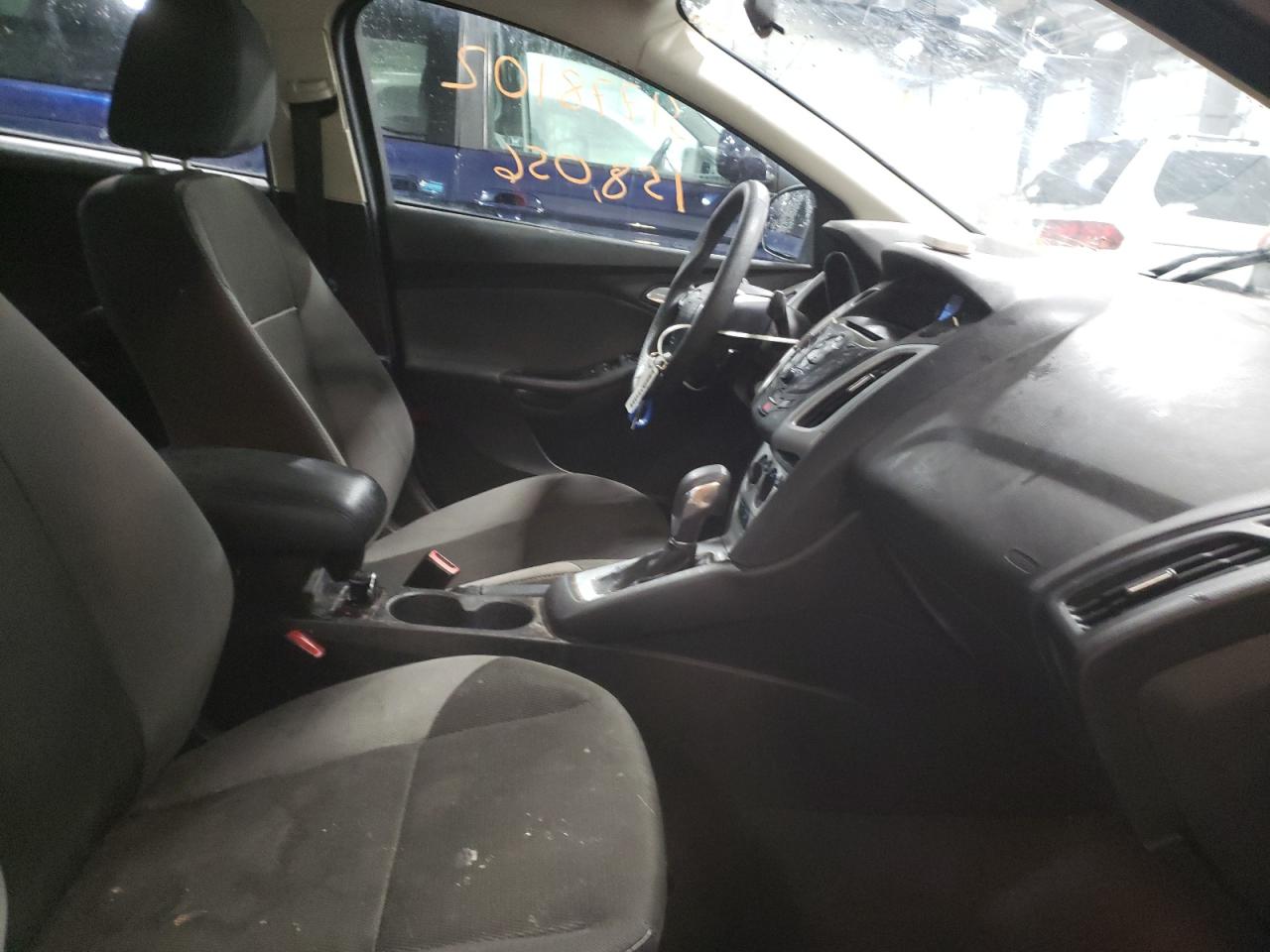 Photo 5 from auction – 2012 FORD FOCUS SE with VIN 1FAHP3F28CL451663