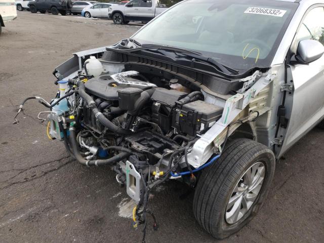 Photo 9 from auction – 2019 HYUNDAI TUCSON SE with VIN KM8J2CA40KU945989