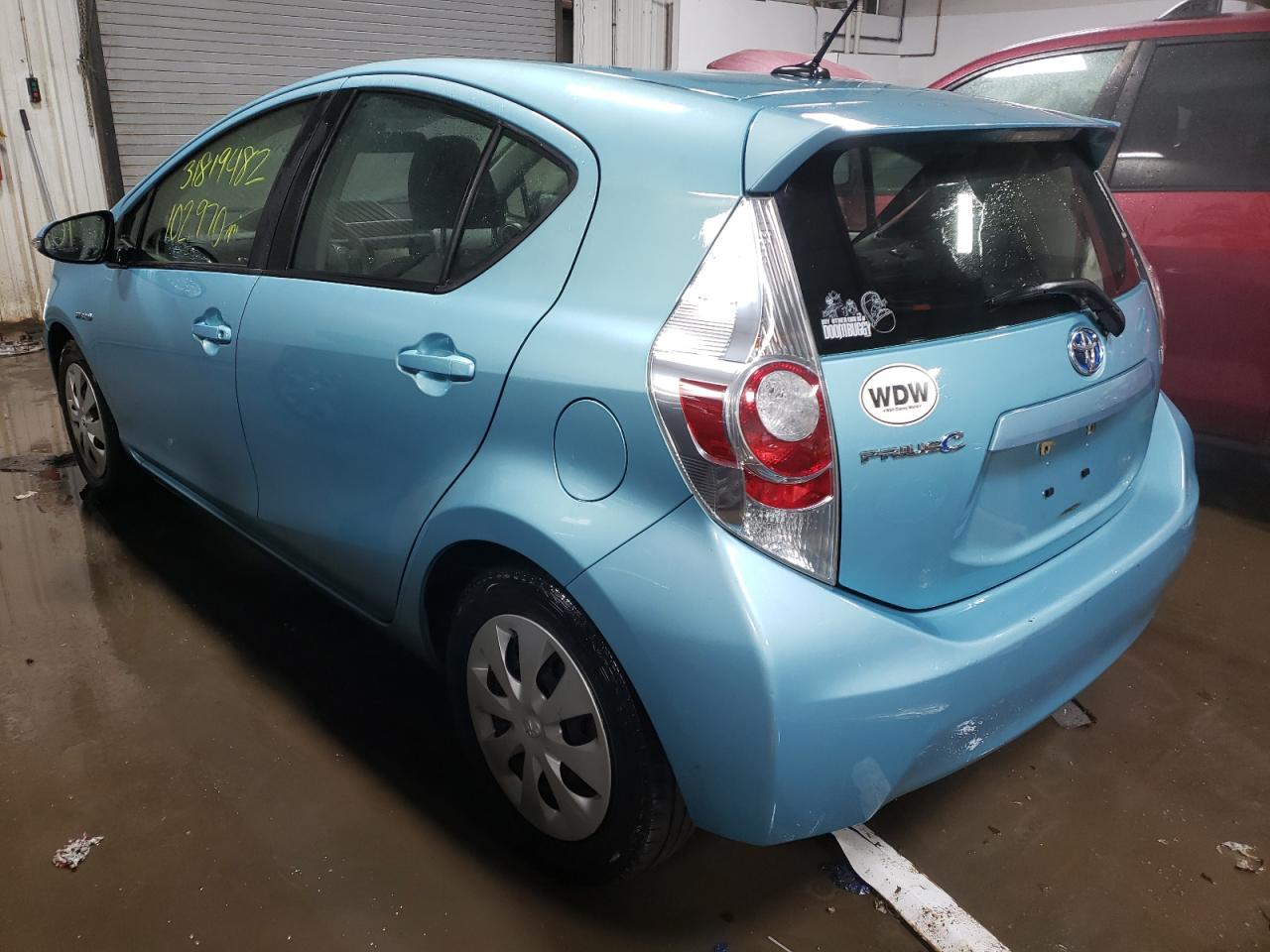 Photo 3 from auction – 2012 TOYOTA PRIUS C with VIN JTDKDTB3XC1009714