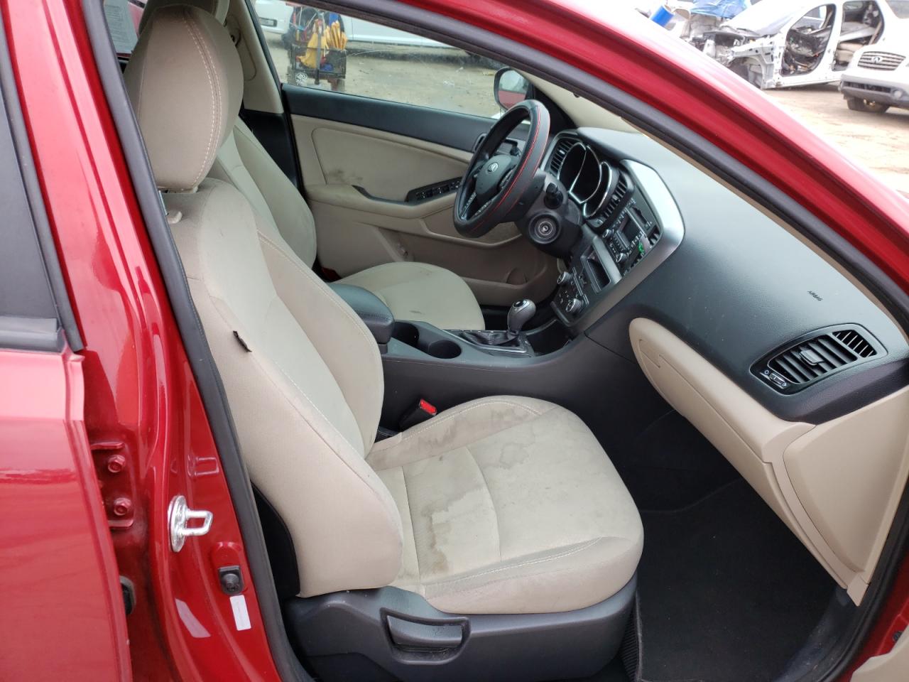 Photo 5 from auction – 2013 KIA OPTIMA LX with VIN 5XXGM4A77DG187246