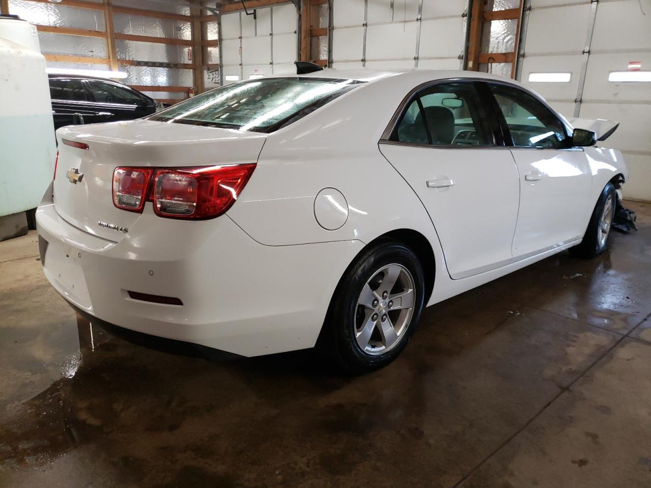 Photo 4 from auction – 2015 CHEVROLET MALIBU LS with VIN 1G11A5SL5FF147189