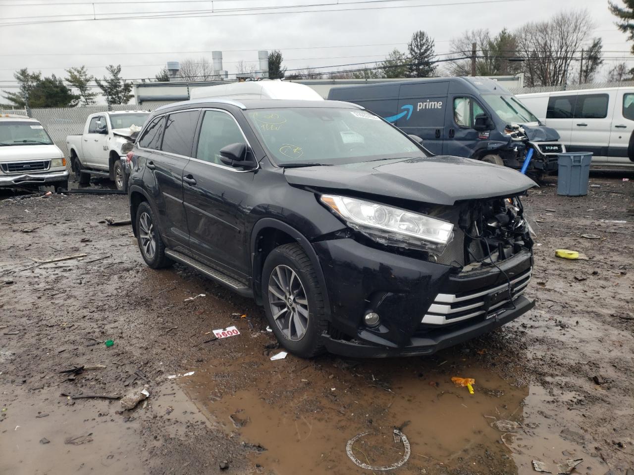 TOYOTA HIGHLANDER 2018 with VIN 5TDJZRFH0JS551202 - Photo from auction