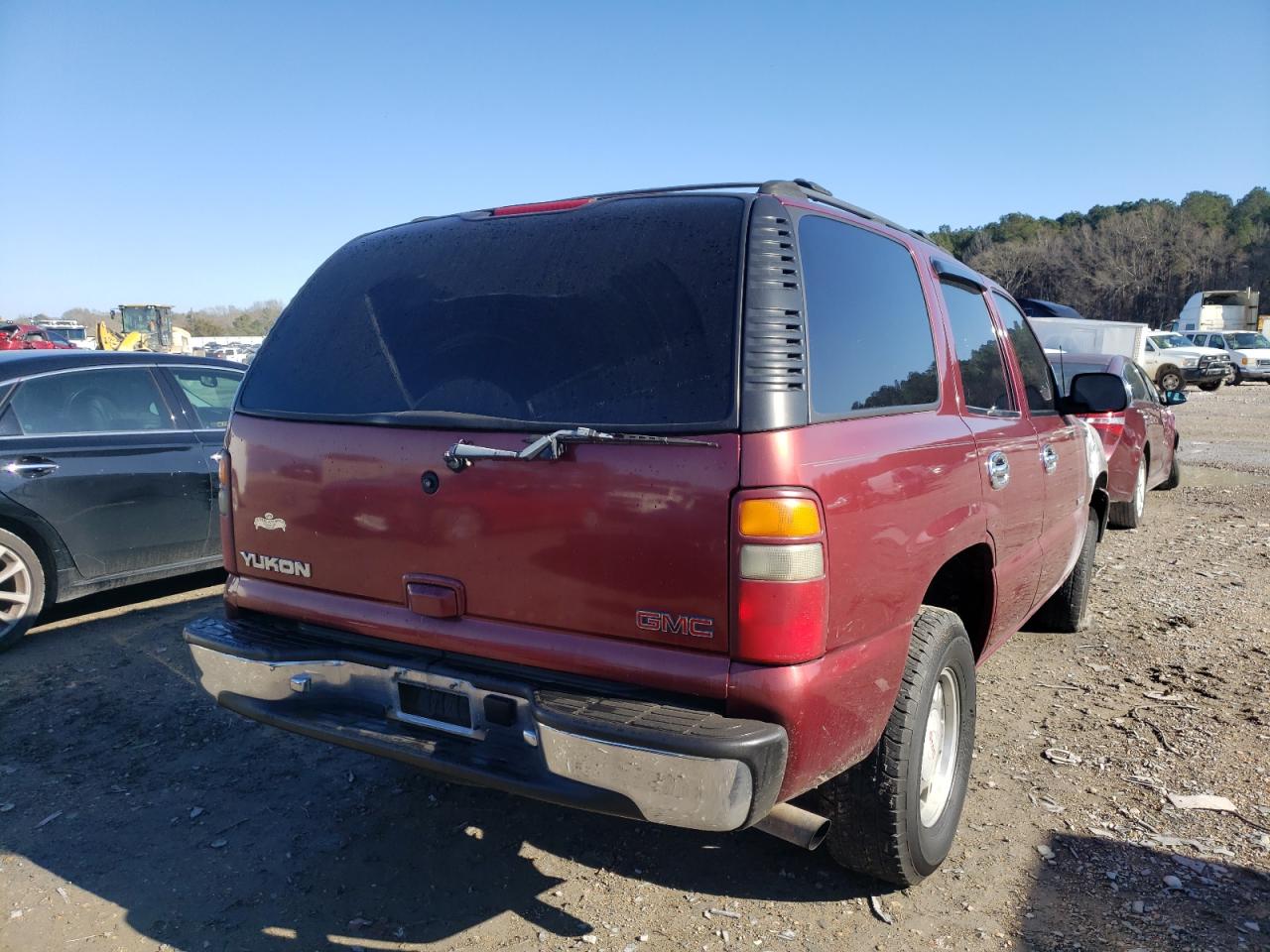 Photo 4 from auction – 2001 GMC YUKON with VIN 1GKEC13VX1R151164