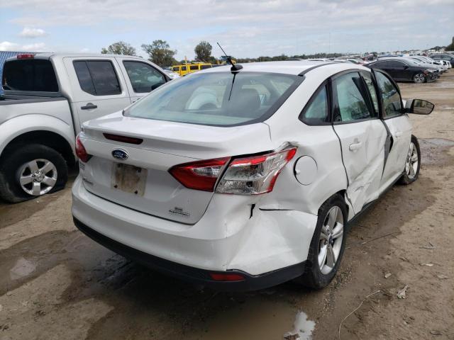 Photo 4 from auction – 2014 FORD FOCUS SE with VIN 1FADP3F23EL345039