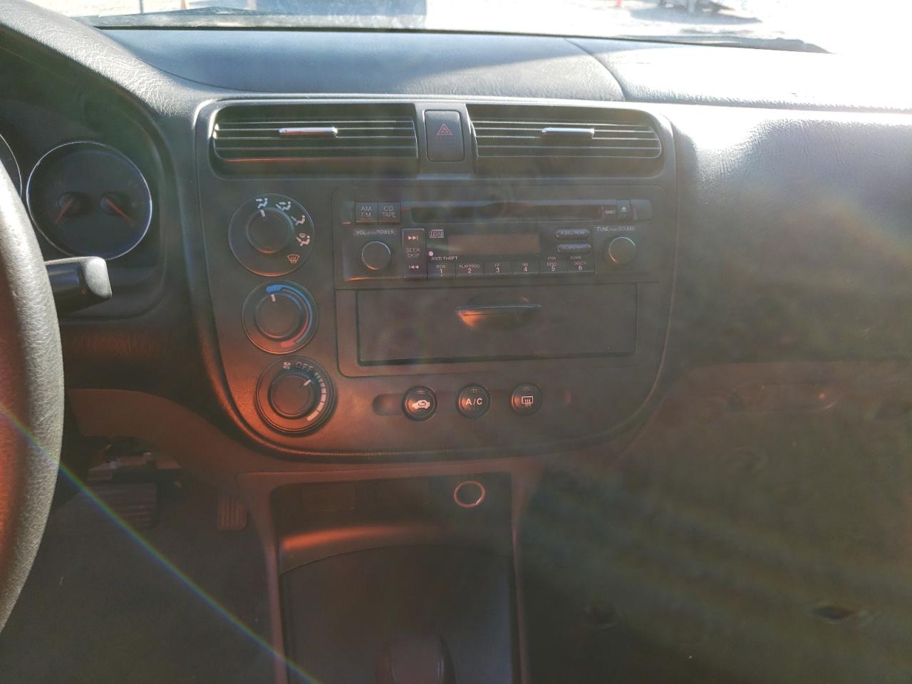 Photo 9 from auction – 2004 HONDA CIVIC LX with VIN 2HGES16554H643648