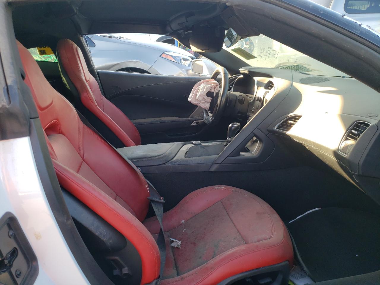 Photo 5 from auction – 2018 CHEVROLET CORVETTE S with VIN 1G1YB2D74J5100647