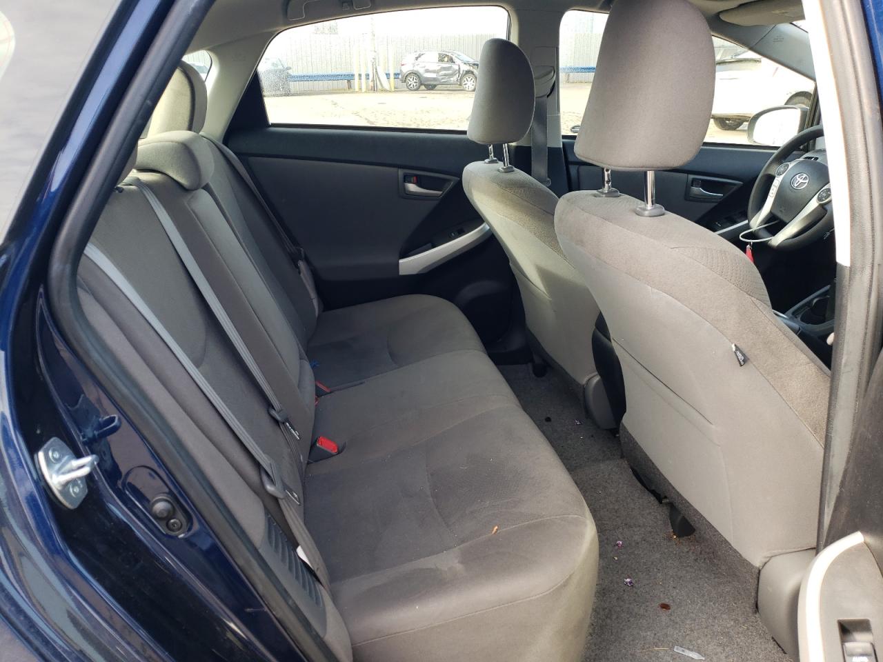 Photo 6 from auction – 2015 TOYOTA PRIUS with VIN JTDKN3DU3F1907126
