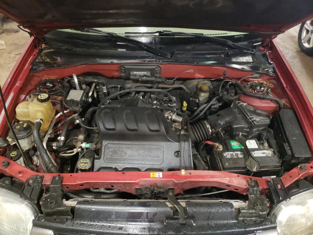 Photo 7 from auction – 2004 FORD ESCAPE XLT with VIN 1FMCU93174KB23178