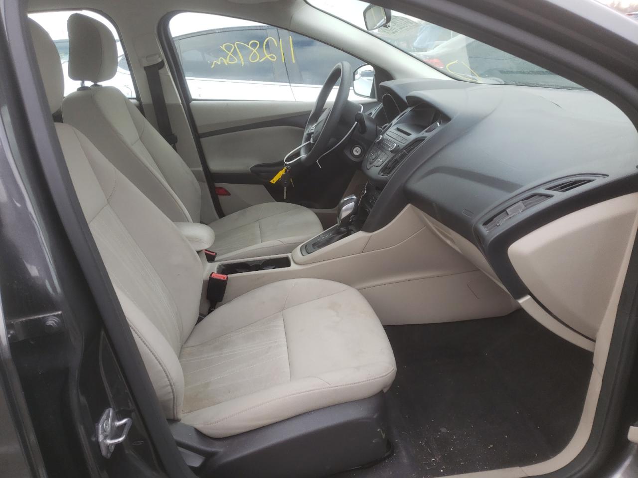 Photo 5 from auction – 2015 FORD FOCUS SE with VIN 1FADP3F28FL261381