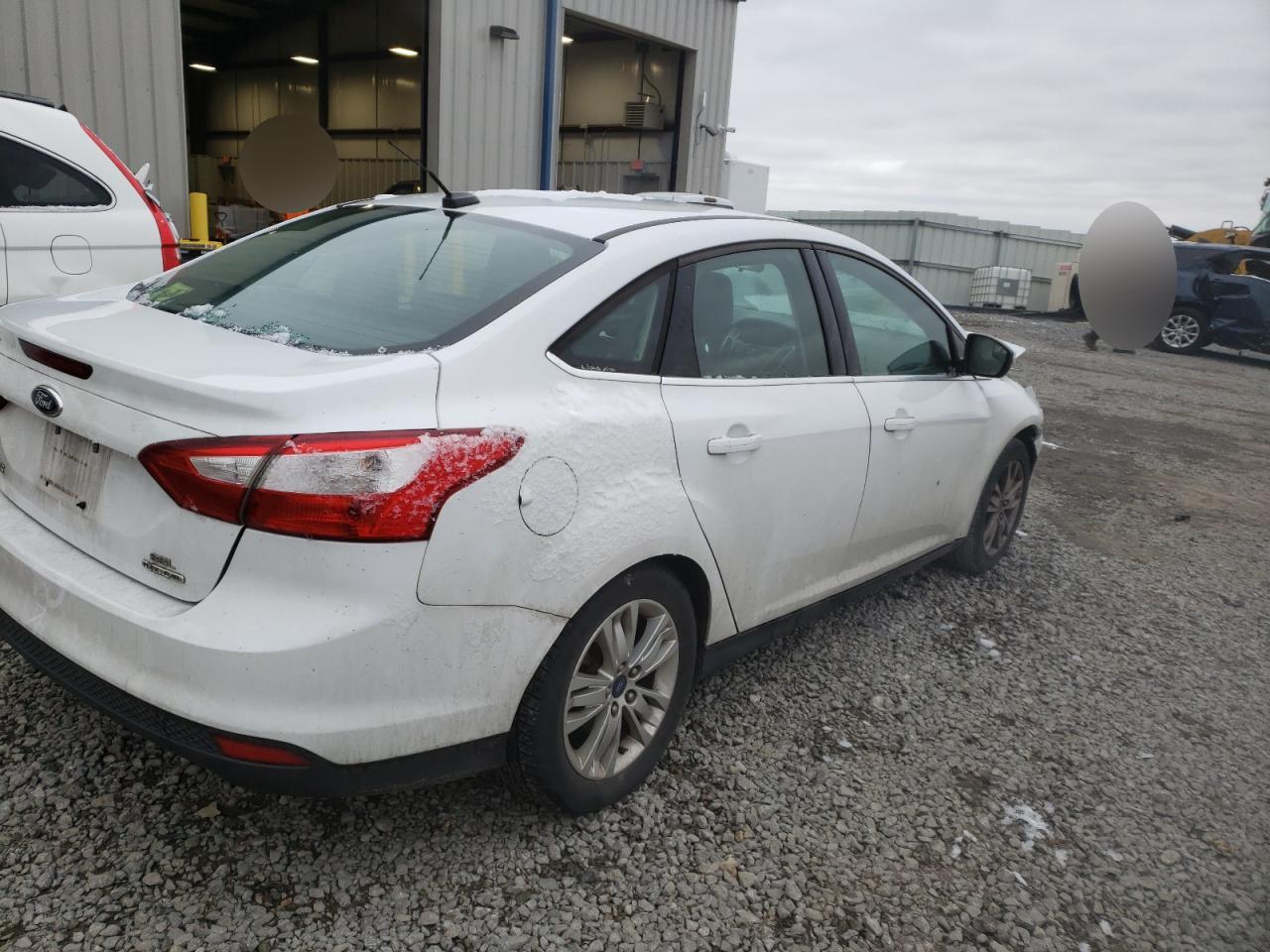 Photo 4 from auction – 2012 FORD FOCUS SEL with VIN 1FAHP3H2XCL374906