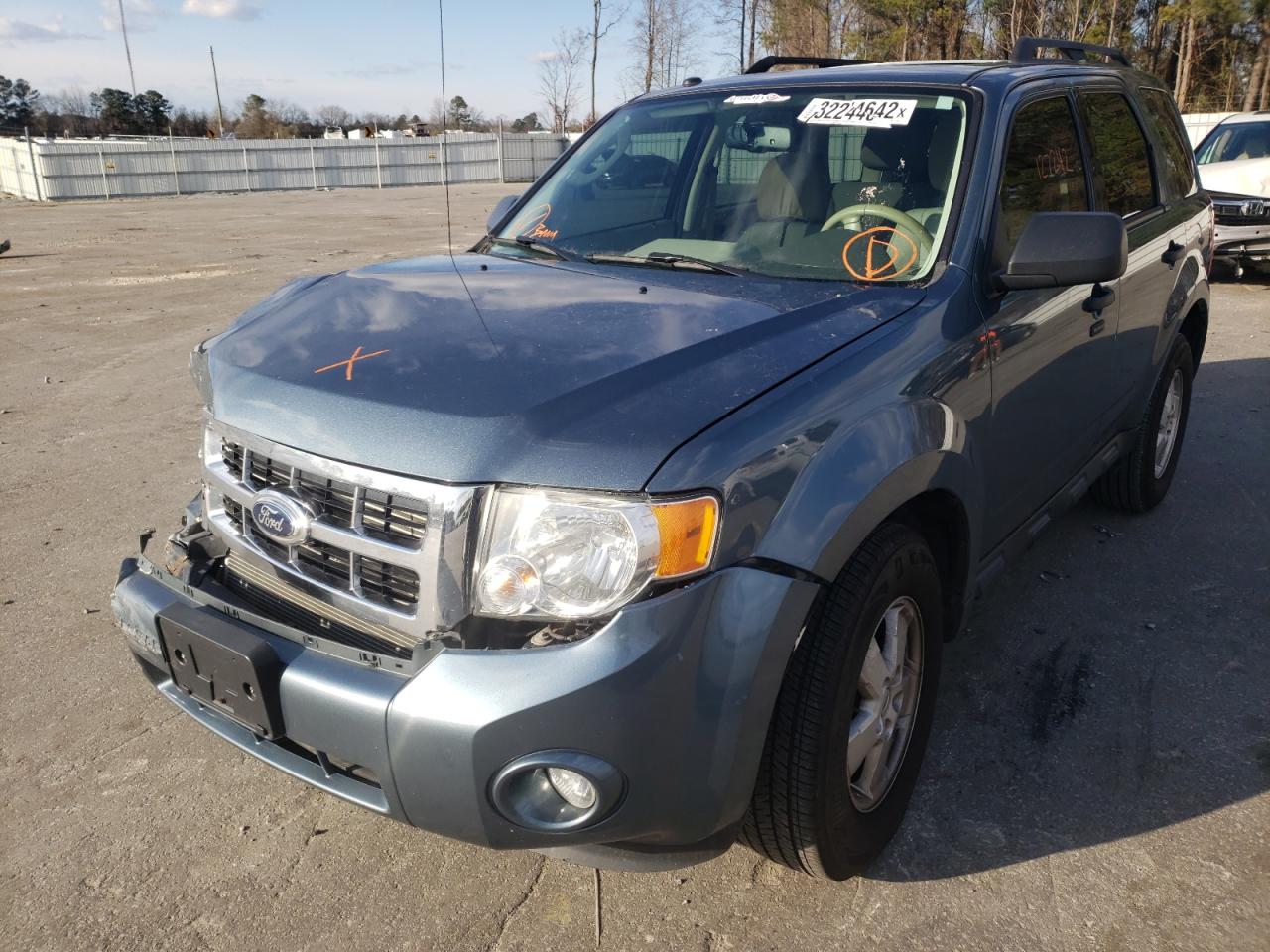 Photo 2 from auction – 2012 FORD ESCAPE XLT with VIN 1FMCU0DG6CKC76485