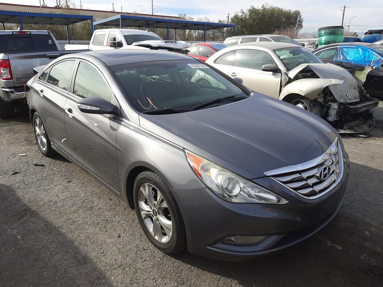 HYUNDAI SONATA SE 2011 with VIN 5NPEC4AC7BH302842 - Photo from auction