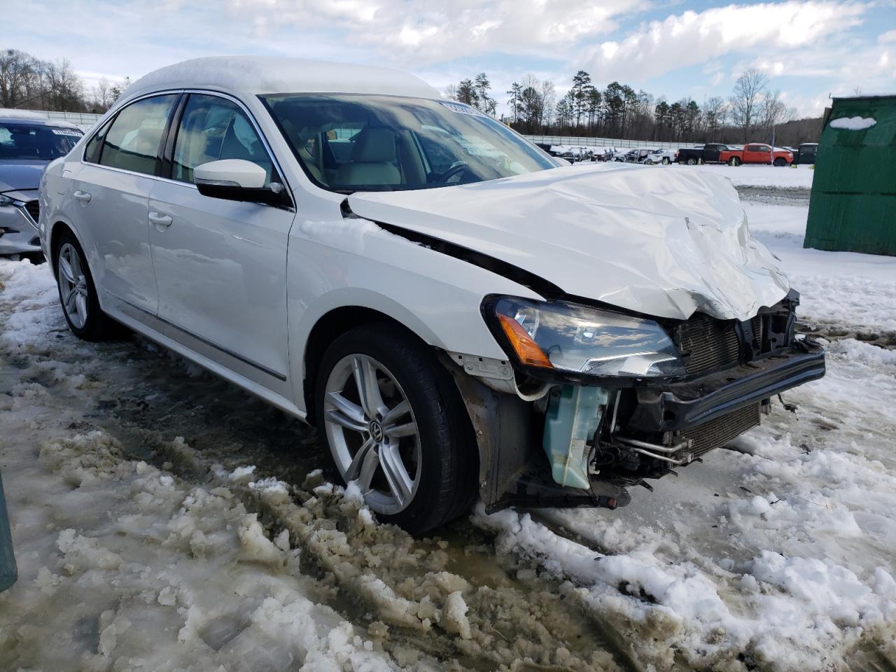 Photo 1 from auction – 2013 VOLKSWAGEN PASSAT SE with VIN 1VWBN7A33DC097000