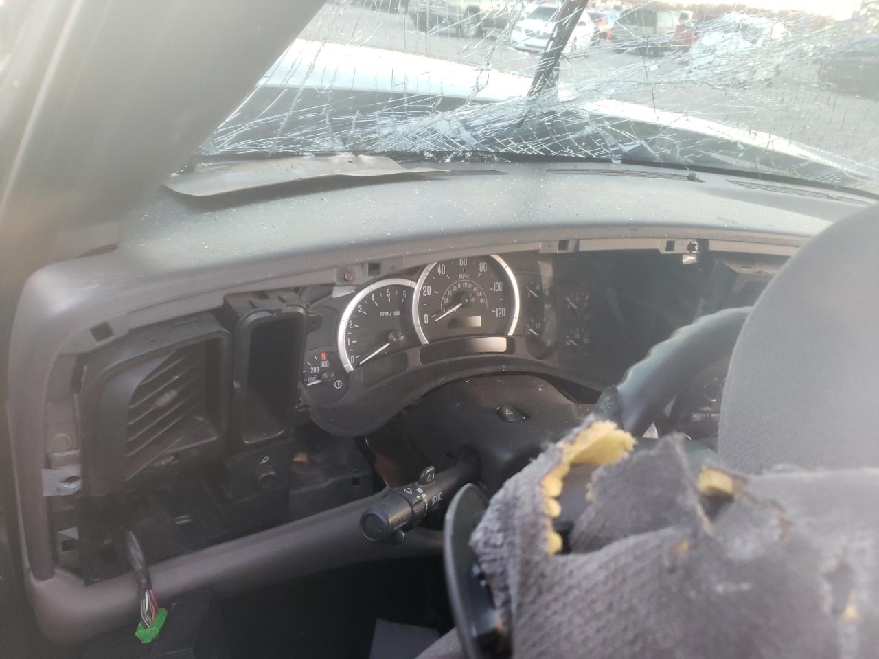 Photo 8 from auction – 2003 GMC NEW SIERRA with VIN 2GTEC19T031275408