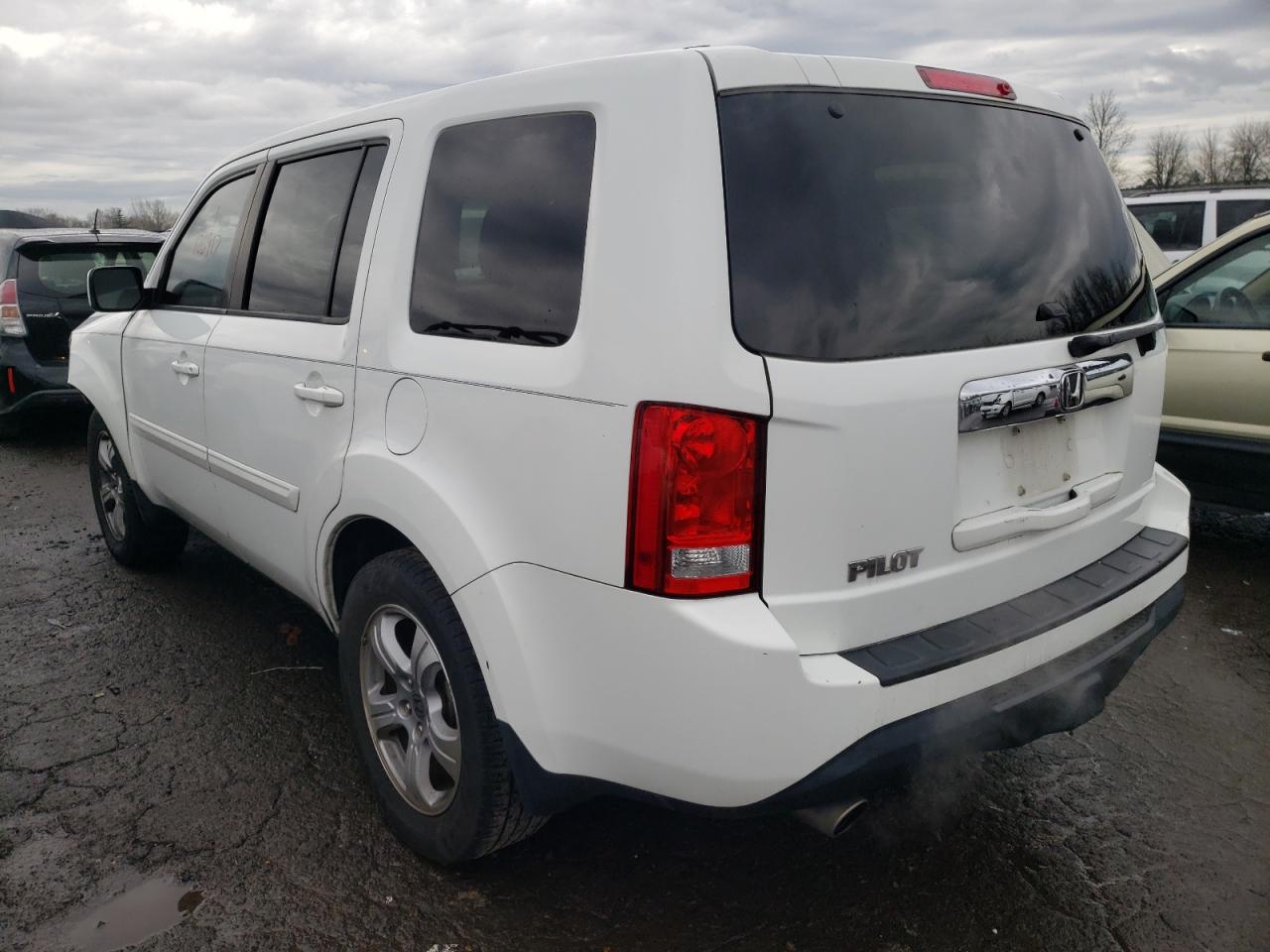 Photo 4 from auction – 2012 HONDA PILOT EXL with VIN 5FNYF3H5XCB010155