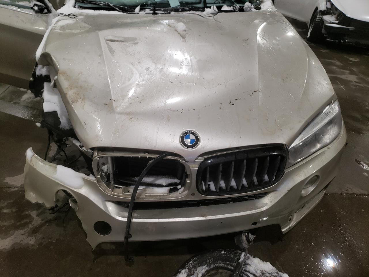 Photo 7 from auction – 2016 BMW X5 XDRIVE3 with VIN 5UXKR0C57G0P21768