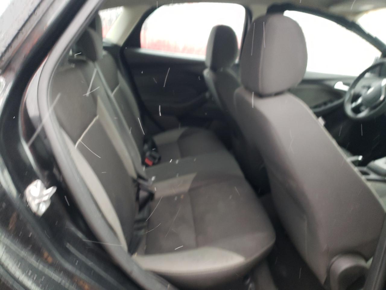 Photo 6 from auction – 2014 FORD FOCUS SE with VIN 1FADP3K2XEL282446