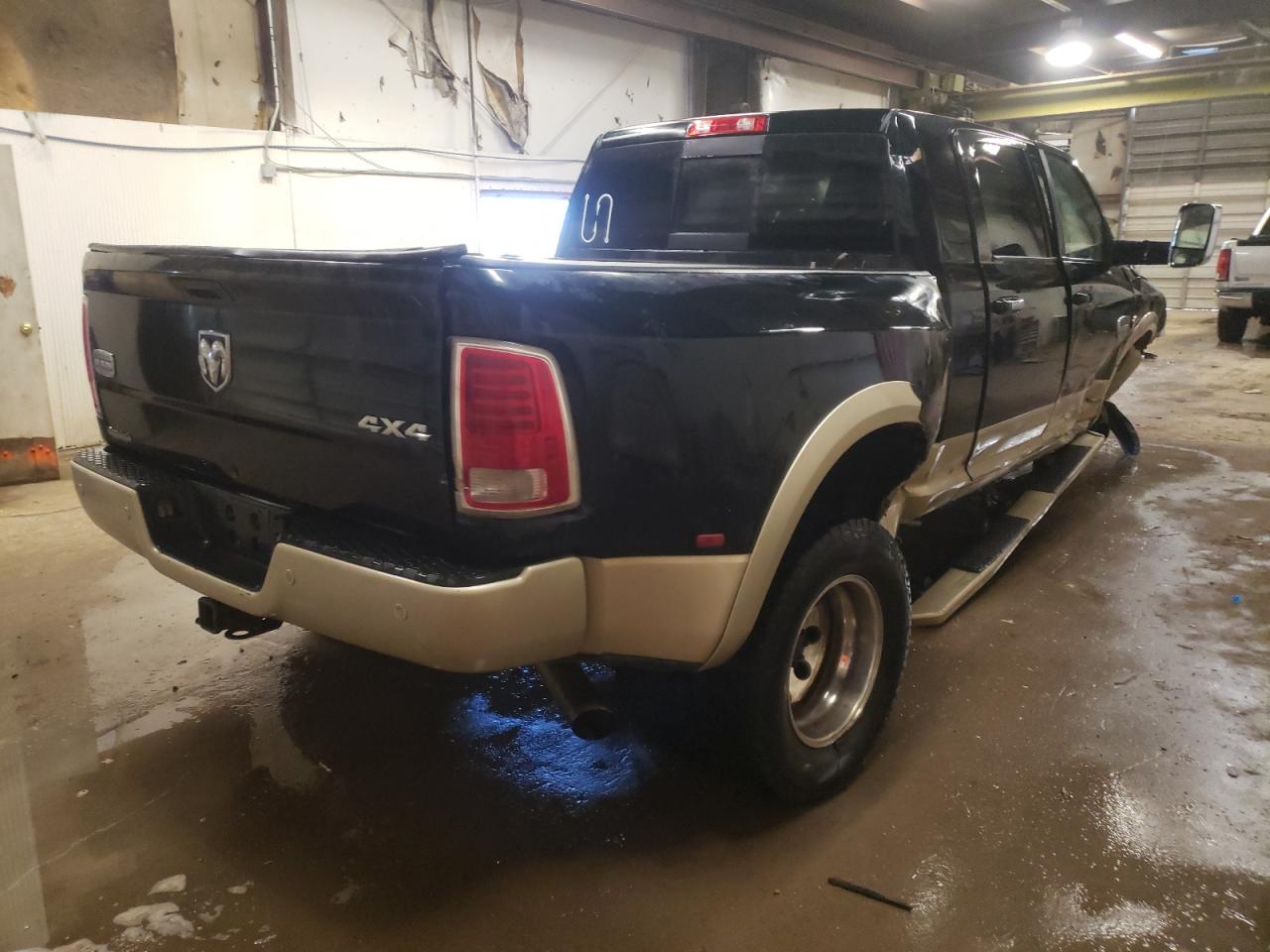 Foto 4 de la subasta – 2016 RAM 3500 LONGH con VIN 3C63RRNL8GG155385