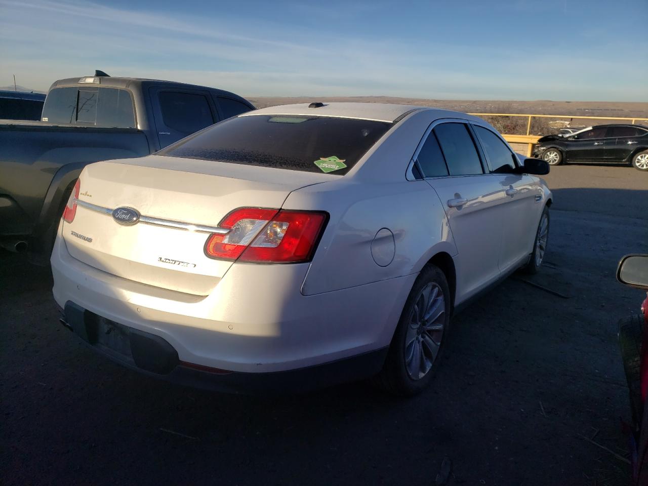 Photo 4 from auction – 2010 FORD TAURUS LIM with VIN 1FAHP2FW1AG109166