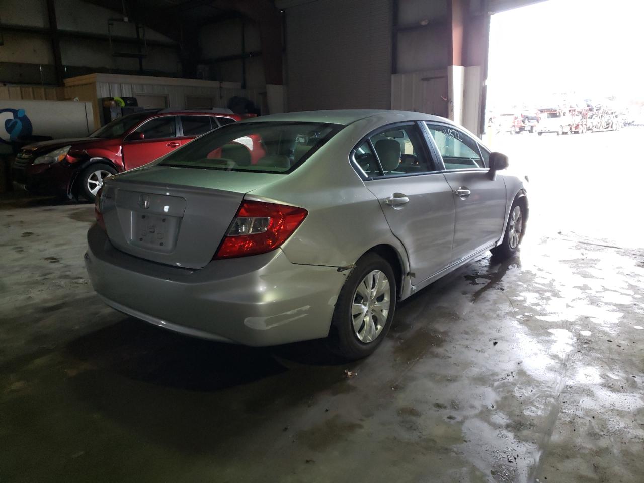 Photo 4 from auction – 2012 HONDA CIVIC LX with VIN 2HGFB2F52CH336334