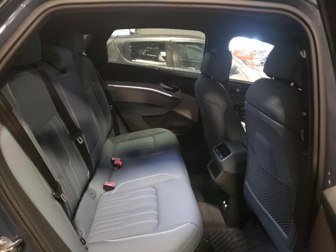 Photo 6 from auction – 2020 AUDI E-TRON SPO with VIN WA13ABGE9LB033833