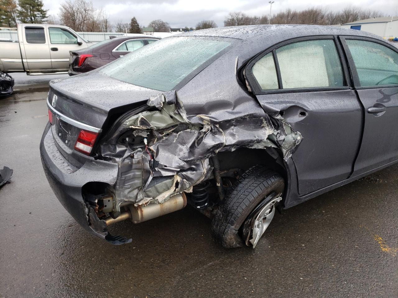 Photo 9 from auction – 2015 HONDA CIVIC LX with VIN 19XFB2F57FE274475