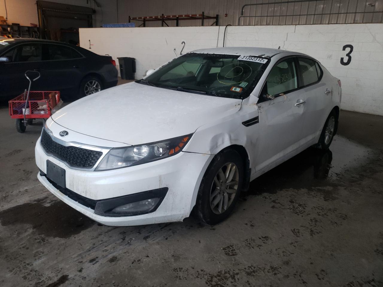 Photo 2 from auction – 2013 KIA OPTIMA LX with VIN 5XXGM4A79DG151414