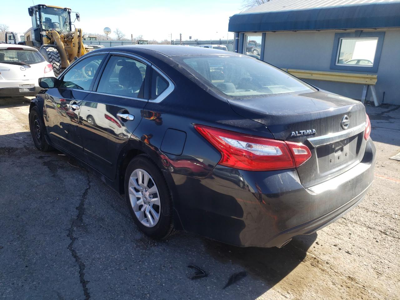 Photo 3 from auction – 2017 NISSAN ALTIMA 2.5 with VIN 1N4AL3AP0HC183098