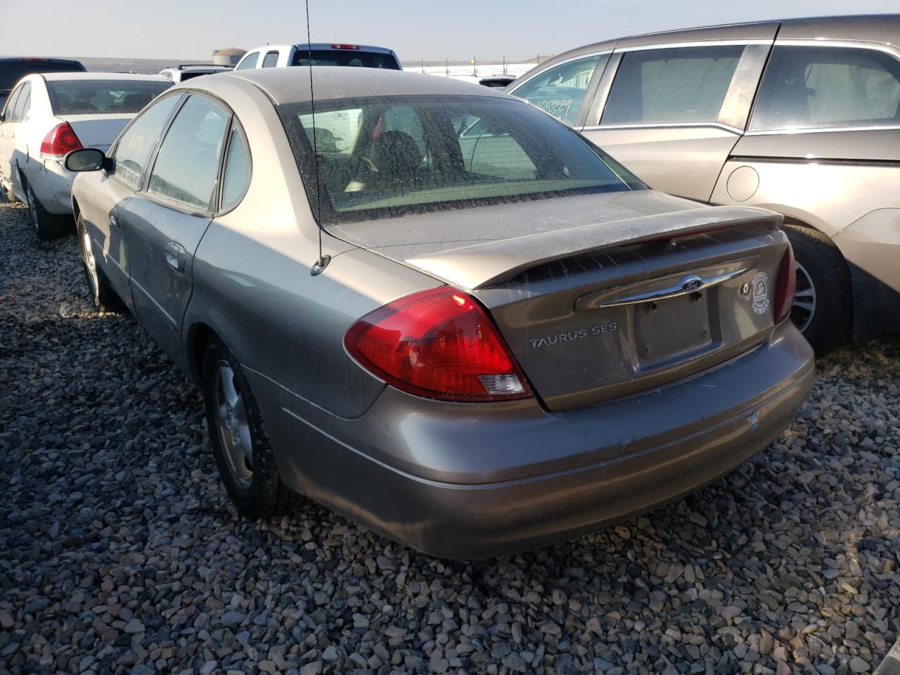 Photo 3 from auction – 2003 FORD TAURUS SES with VIN 1FAFP55S03A259685