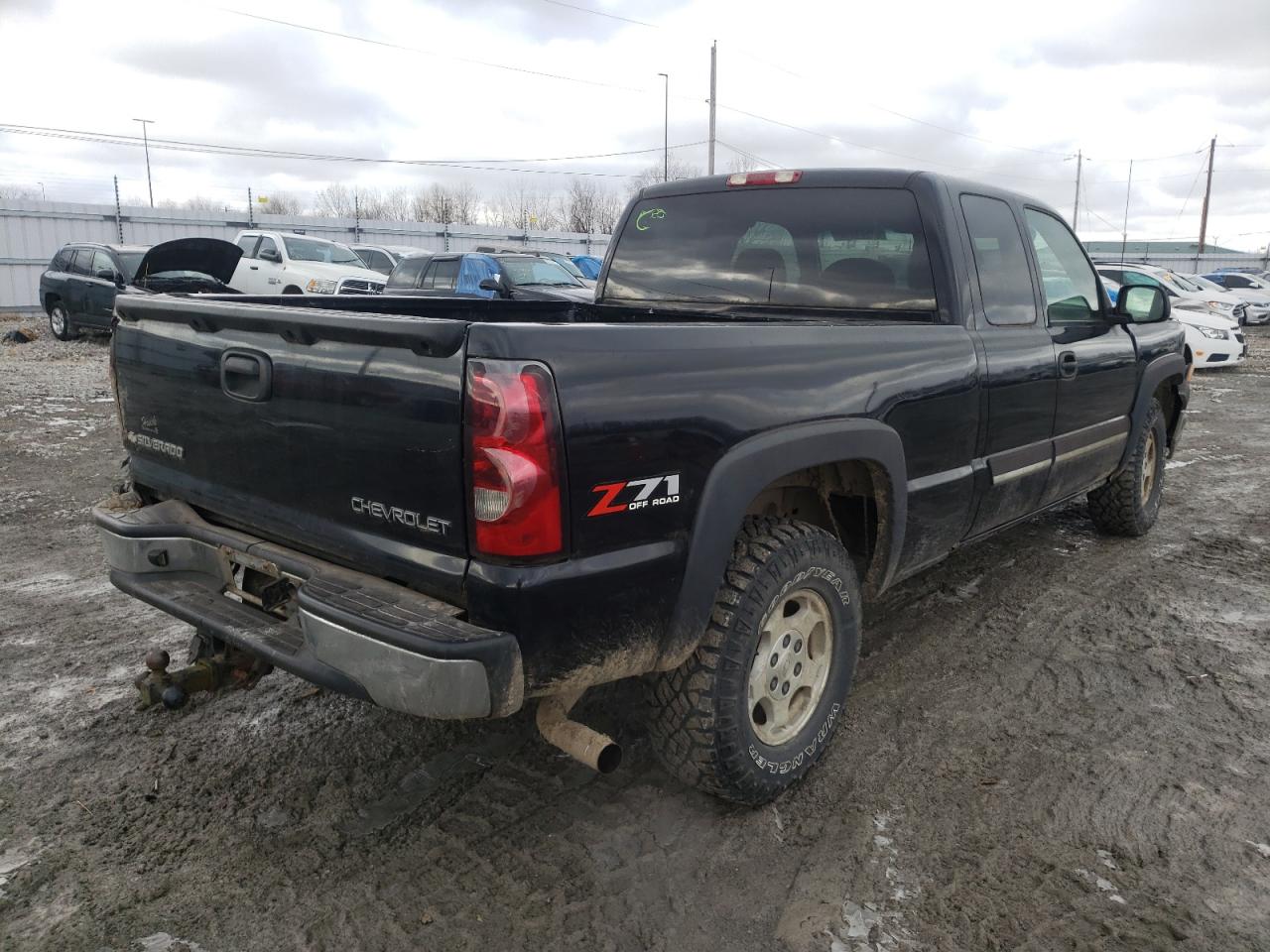 Photo 4 from auction – 2004 CHEVROLET SILVERADO with VIN 2GCEK19T141300207