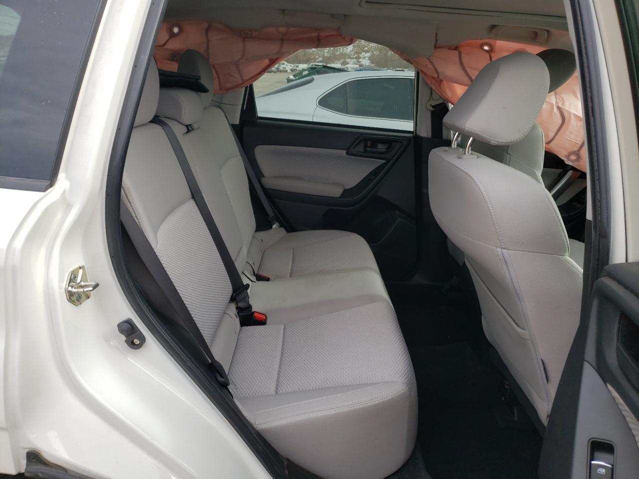 Photo 6 from auction – 2017 SUBARU FORESTER 2 with VIN JF2SJAGC7HH446933