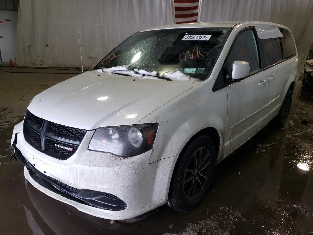 Photo 2 from auction – 2016 DODGE GRAND CARA with VIN 2C4RDGBG2GR322511