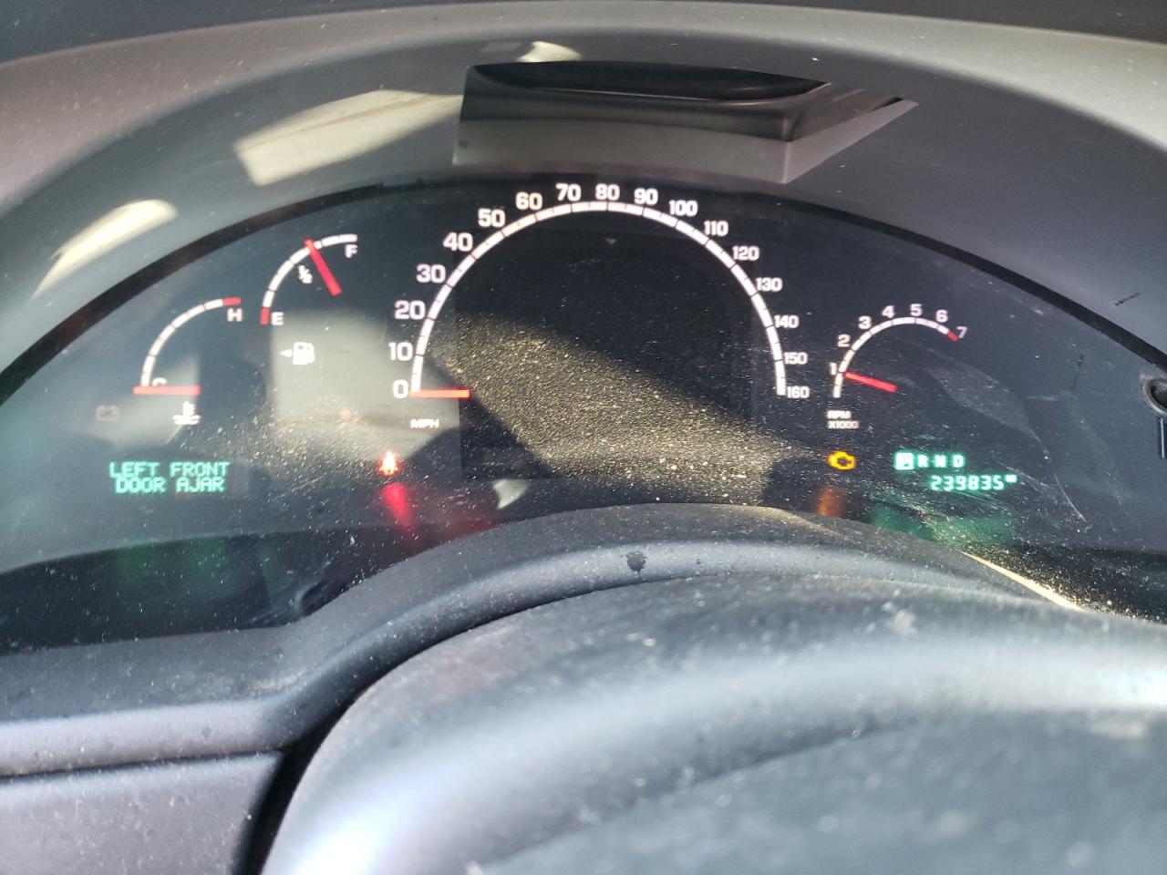 Photo 8 from auction – 2005 CHRYSLER PACIFICA T with VIN 2C8GM68435R661403