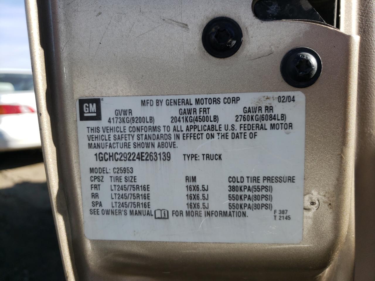 Photo 10 from auction – 2004 CHEVROLET SILVERADO with VIN 1GCHC29224E263139