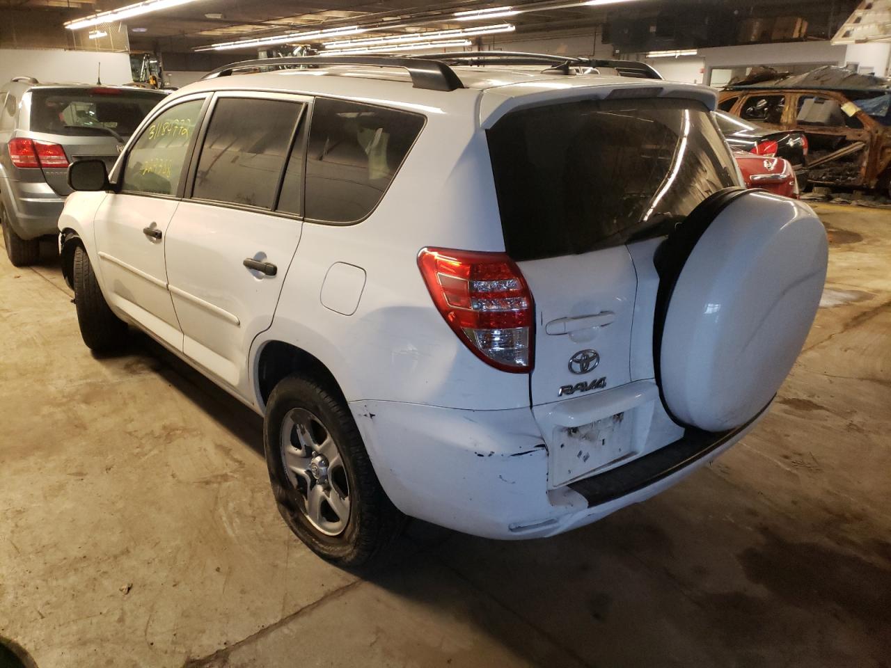 Photo 3 from auction – 2011 TOYOTA RAV4 with VIN 2T3BF4DV1BW111692