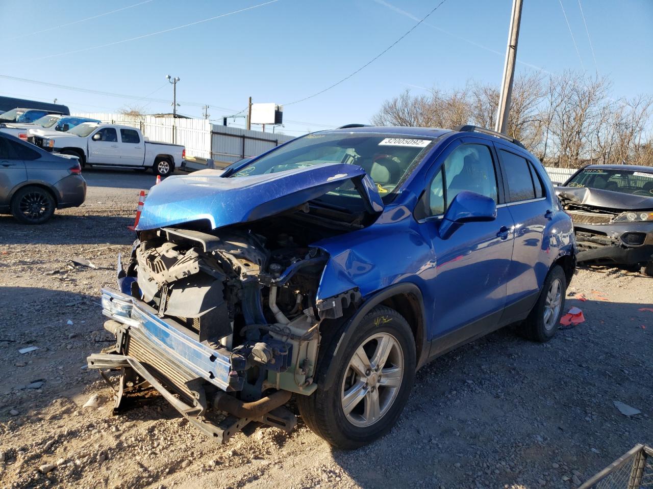 Фото 2 с аукциона – 2015 CHEVROLET TRAX 1LT с VIN KL7CJLSB3FB103577