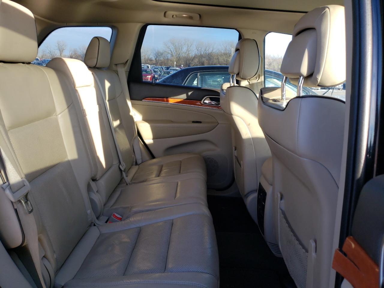 Photo 6 from auction – 2012 JEEP GRAND CHER with VIN 1C4RJFCT1CC166642