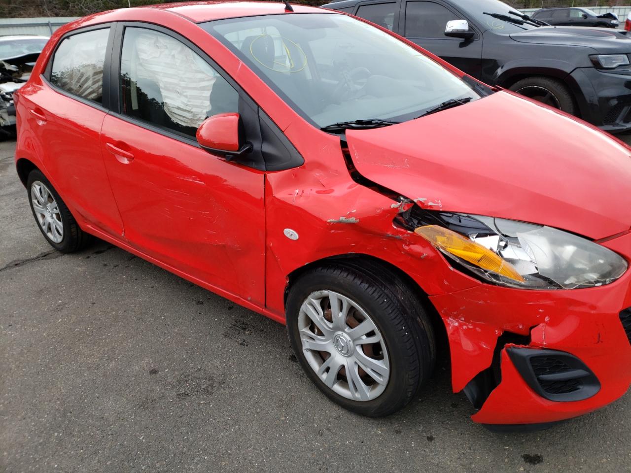 Photo 9 from auction – 2013 MAZDA MAZDA2 with VIN JM1DE1KZ2D0164263