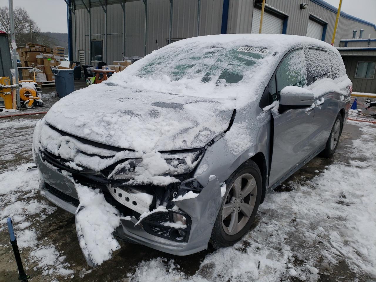 Photo 2 from auction – 2018 HONDA ODYSSEY EX with VIN 5FNRL6H55JB078388