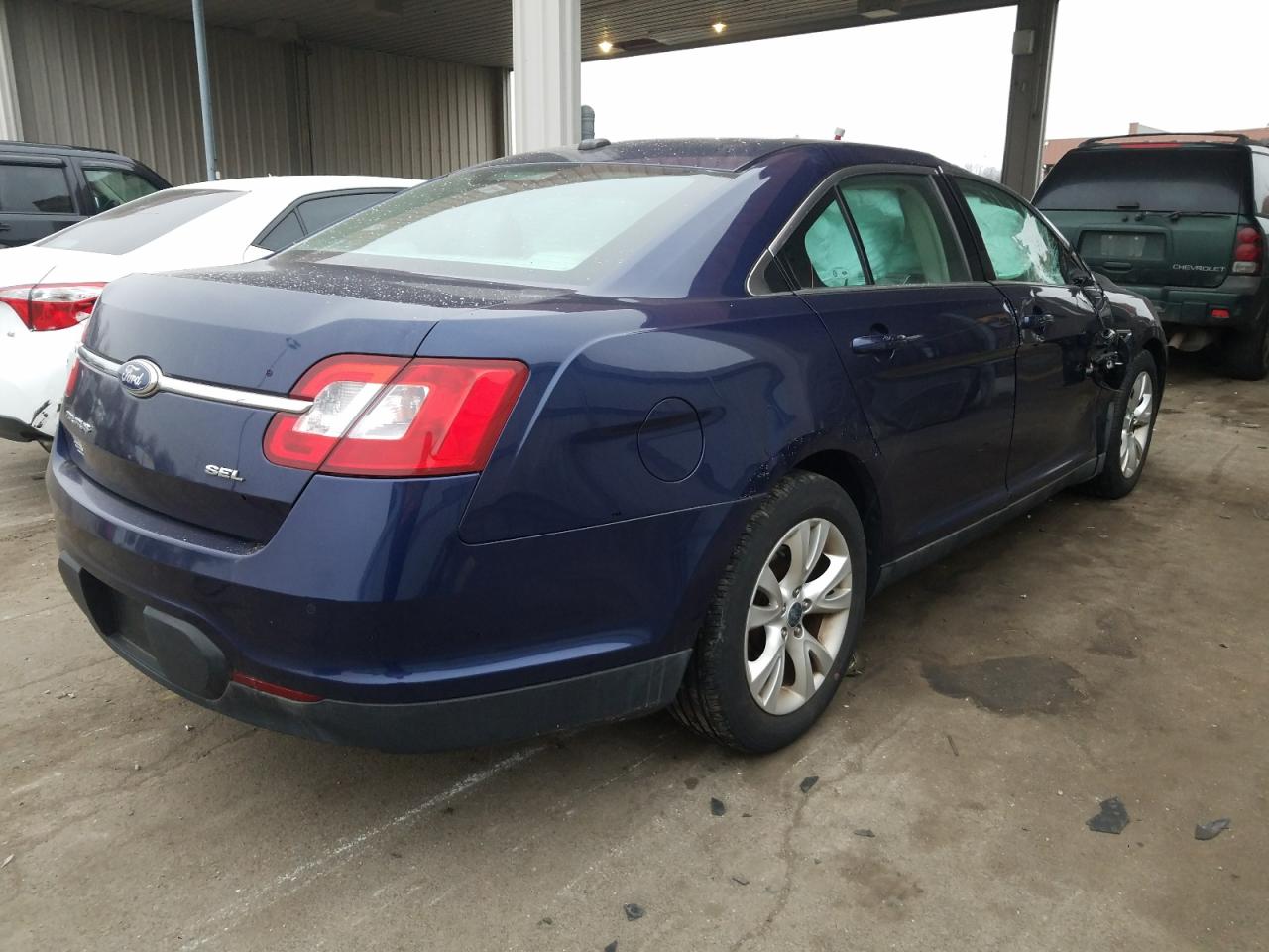 Photo 4 from auction – 2011 FORD TAURUS SEL with VIN 1FAHP2EWXBG152598