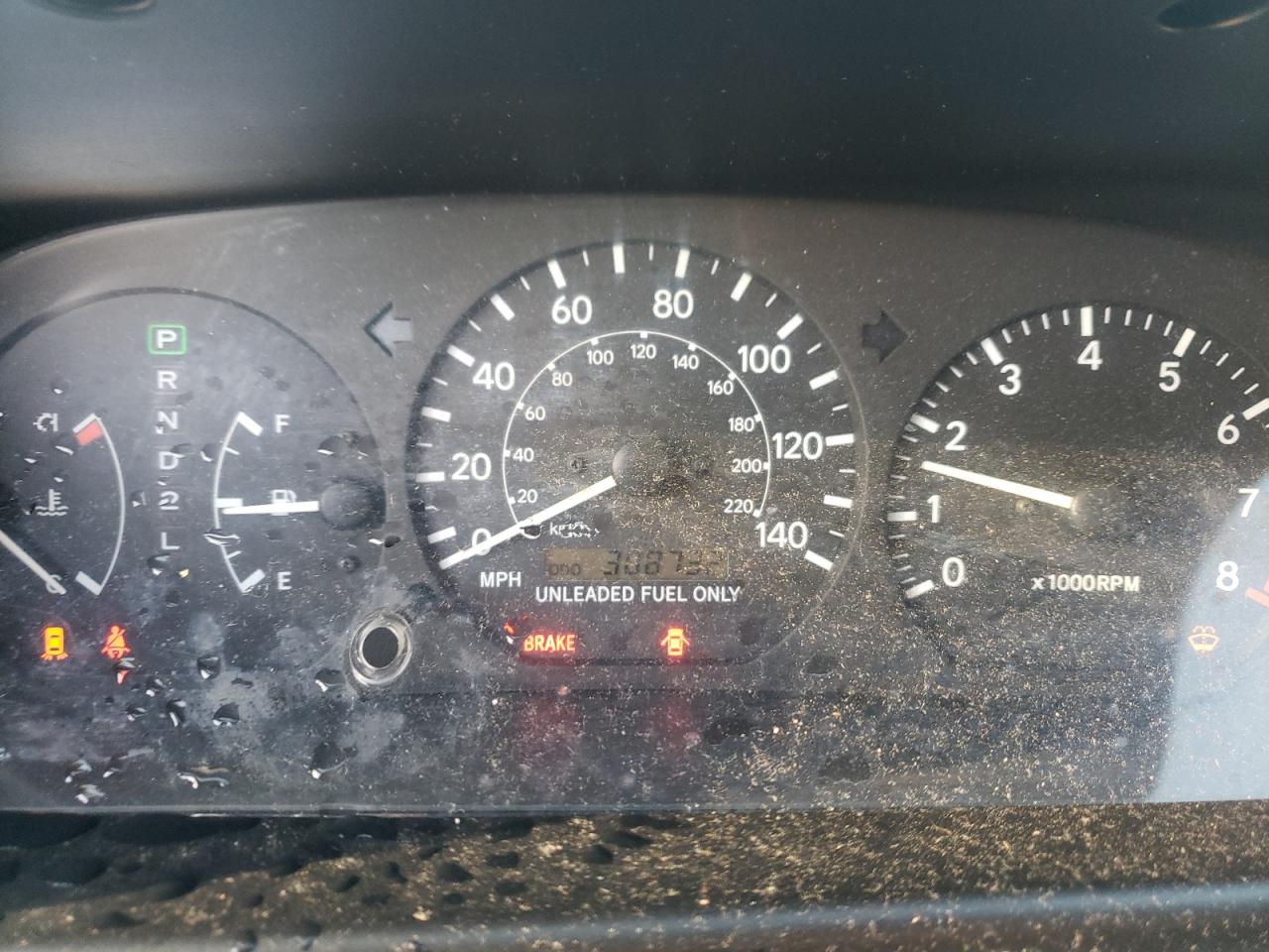 Photo 8 from auction – 1998 TOYOTA CAMRY CE with VIN 4T1BF22K4WU070471