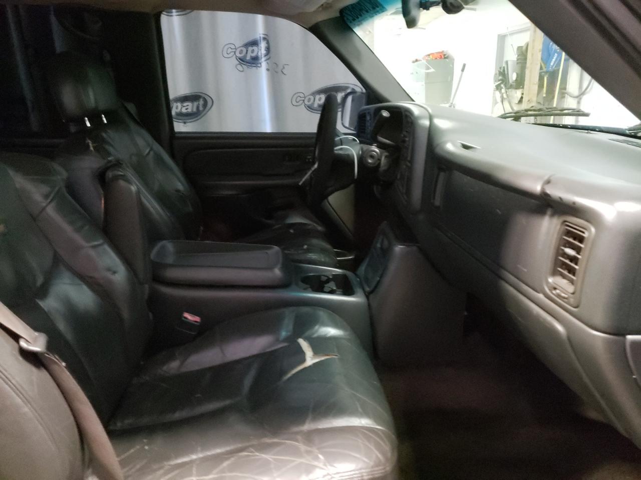 Photo 5 from auction – 2002 CHEVROLET AVALANCHE with VIN 3GNEK13TX2G304292