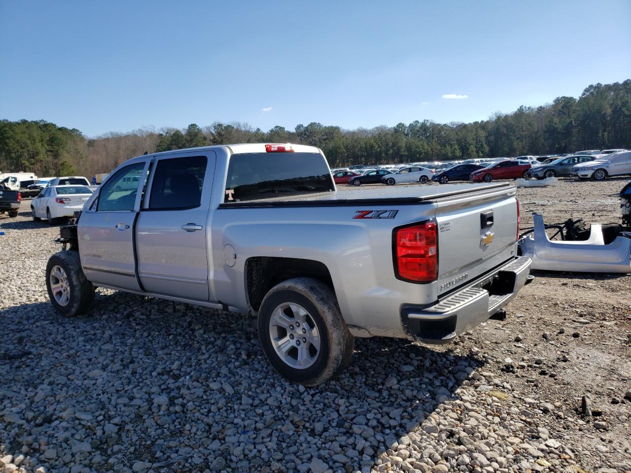 Photo 3 from auction – 2018 CHEVROLET SILVERADO with VIN 3GCUKREC9JG519824