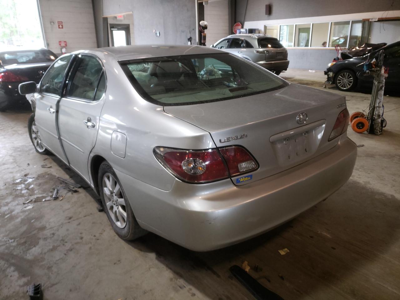 Photo 3 from auction – 2002 LEXUS ES 300 with VIN JTHBF30G025023983