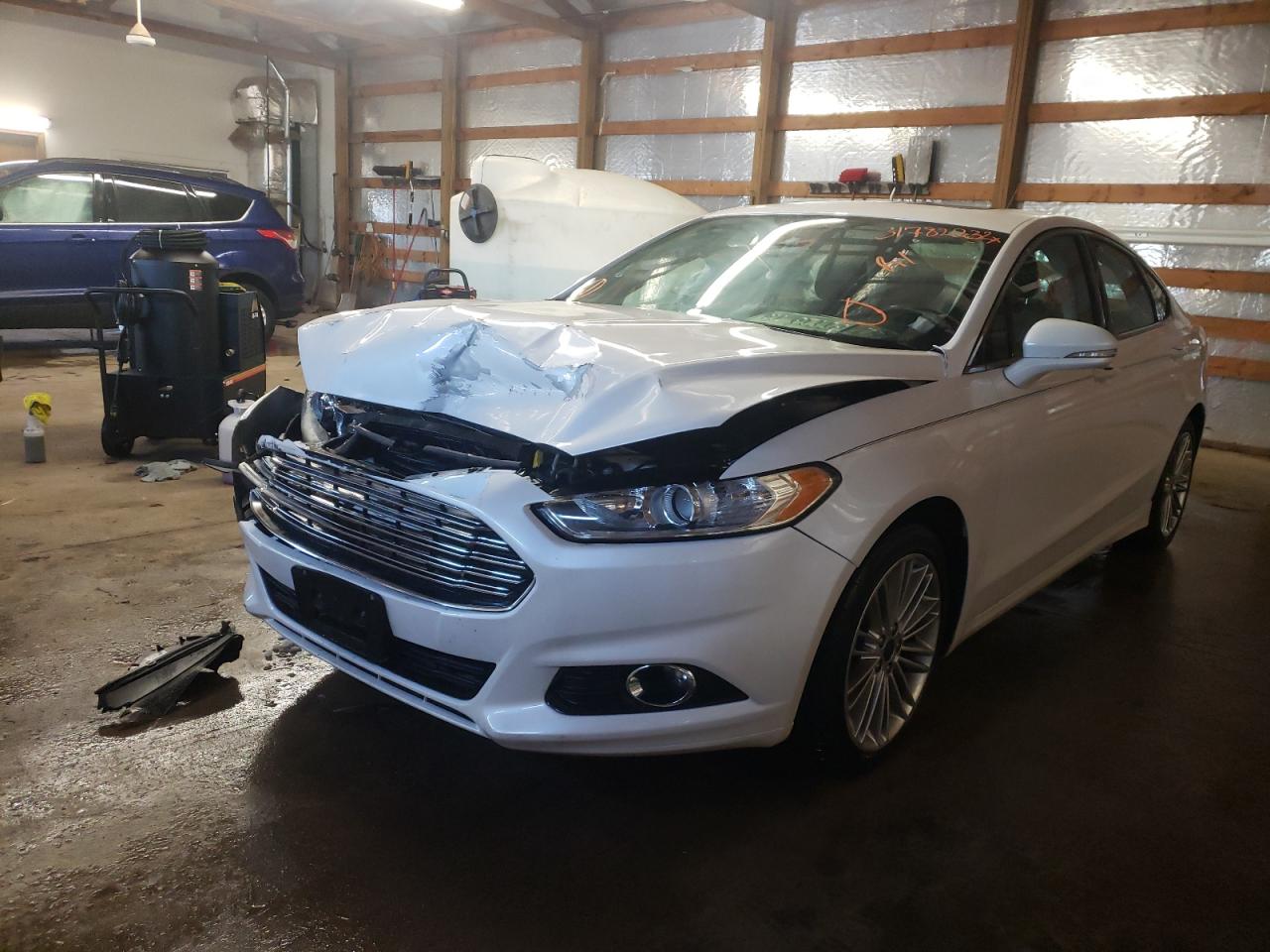 Photo 2 from auction – 2016 FORD FUSION SE with VIN 3FA6P0HD5GR340127
