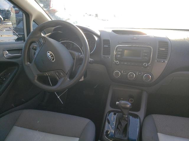 Photo 9 from auction – 2018 KIA FORTE LX with VIN 3KPFK4A71JE237564